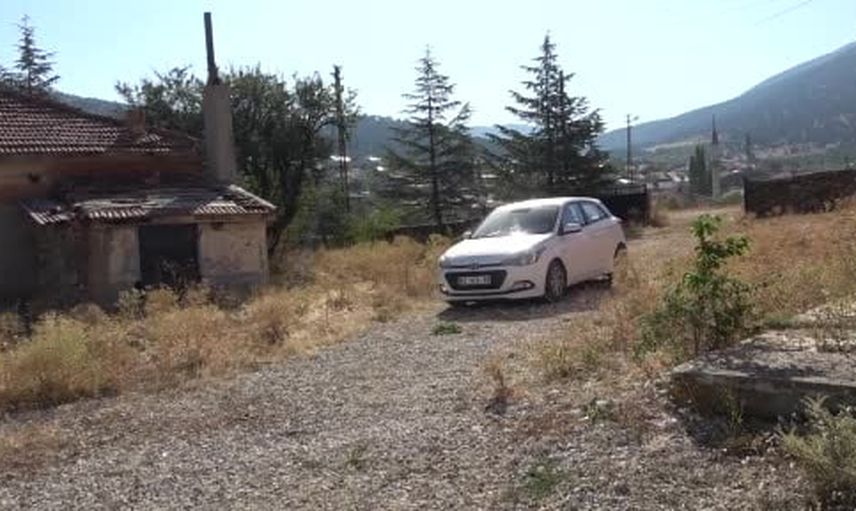Konya'da Şehit Mustafa Kozlu İlkokulu'nda üç kişilik yeni dönem başladı