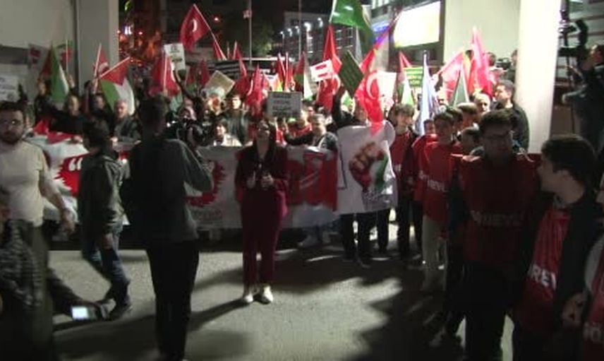 Ankara'da gece yürüyüşü: Gazze için ses yükseldi