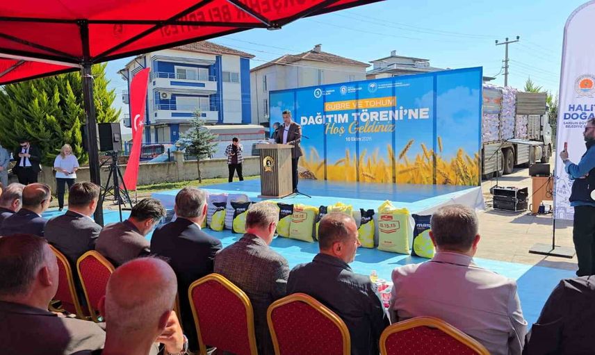 Tarımsal destekle toparlanma: Samsun'da üreticilere sertifikalı tohum ve yüzde 100 gübre desteği