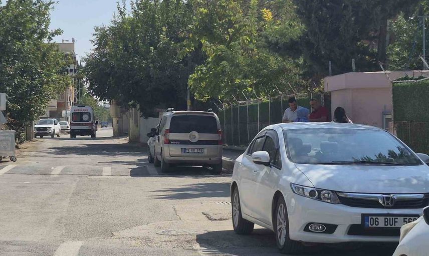 Okul merdivenlerinde düşüş: Adıyaman'da öğrenci hastaneye kaldırıldı