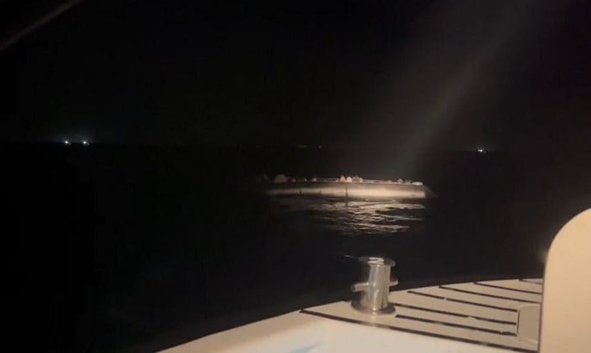 Didim açıklarında itilen lastik bottaki 37 kişi denizde kurtarıldı