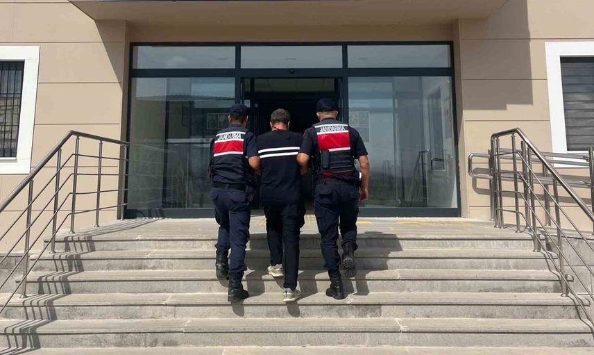 Kırıkkale'de üç firari hükümlü yakalandı ve cezaevine gönderildi