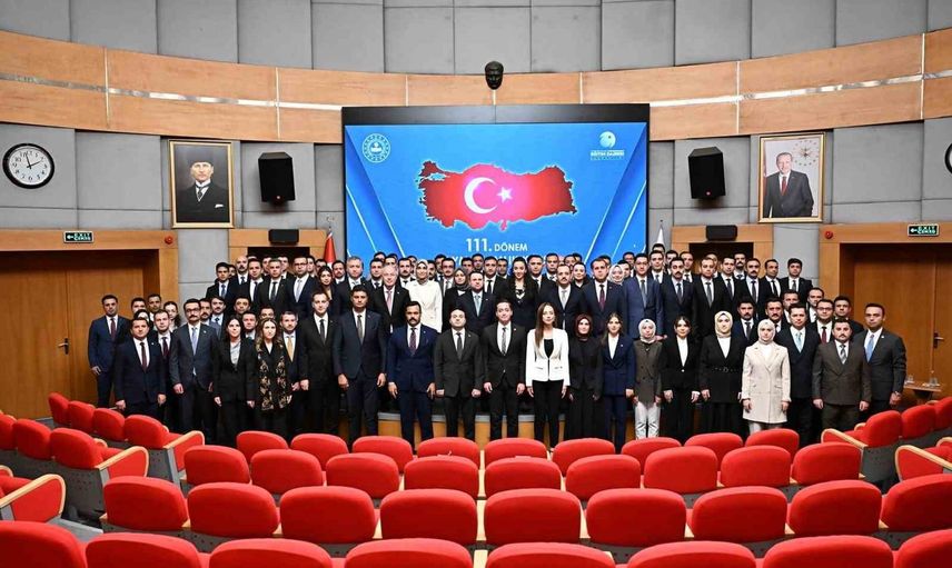 hukuk devleti ilçede kaymakamın masasında yaşar diyen bakanın mesajları