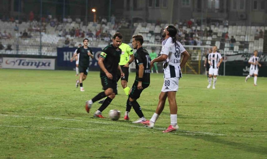 Fethiye'de çekişme sona erdi: Fethiyespor ve 12 Bingölspor 1-1 berabere kaldı