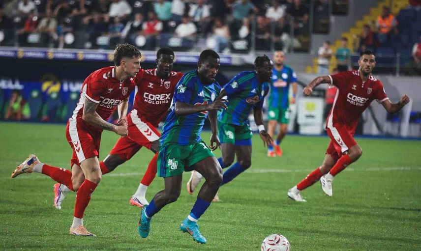 Samsunspor Rize'de üç puanı iki golle aldı