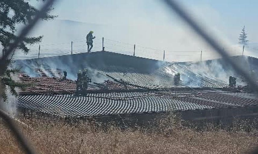 Kayseri'de Çetinkaya Mensucat deposunda yangın: can kaybı yok, soruşturma başlatıldı