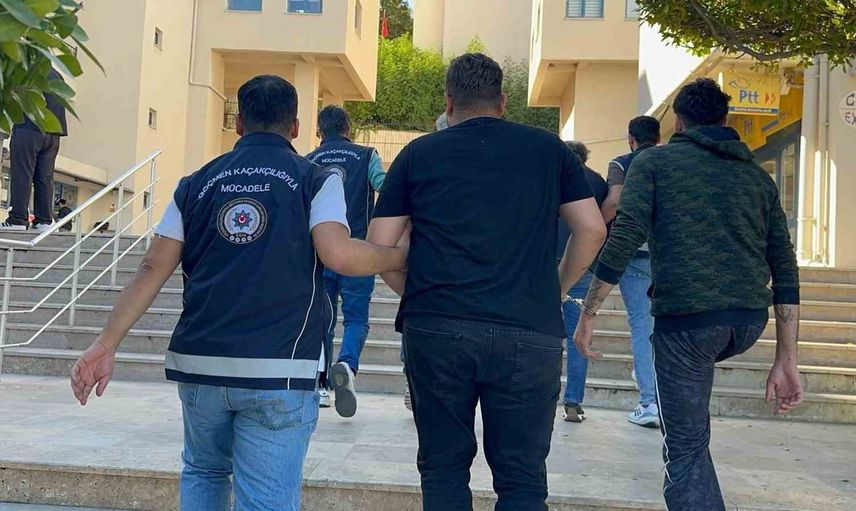 Muğla'da göçmen kaçakçılığı organizasyonu soruşturmasında dört tutuklama