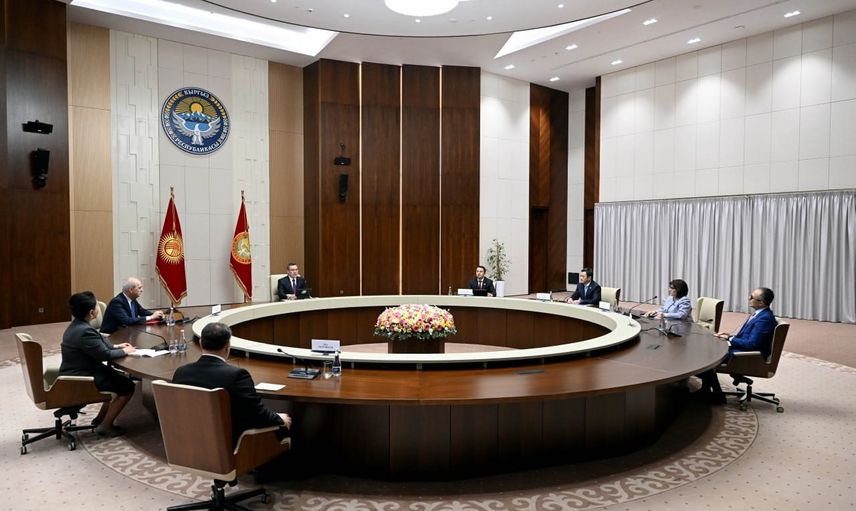 Caparov Bişkek'te parlamenter diplomasinin önemini vurguladı