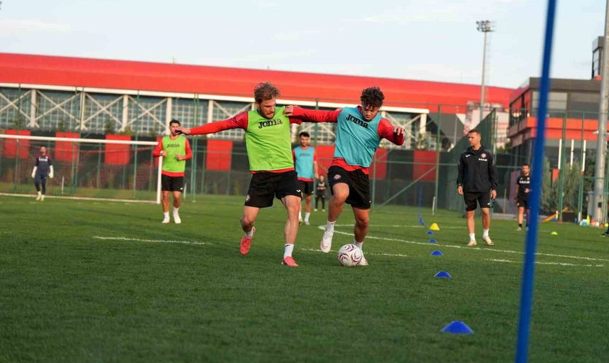 Çorum FK, Corendon Alanyaspor öncesi taktik ağırlıklı turnuva çalışması yaptı