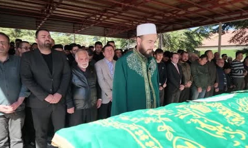 On yıl sonra aynı şehirde ikinci acı: ağabeyi şehit olan memur trafik kazasında hayatını kaybetti