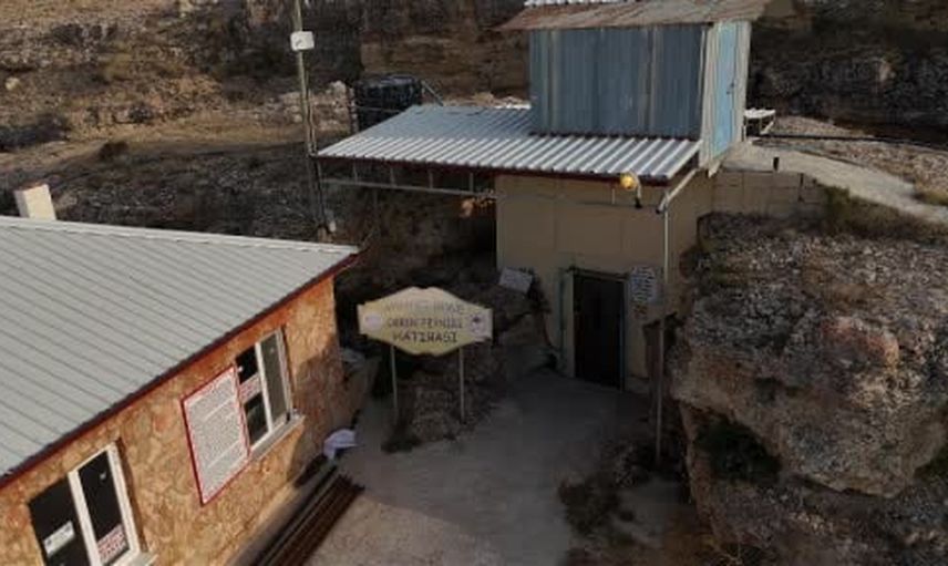 Mağarada beyaz girip kırmızı çıkan Divle Obruk Peyniri satışa hazırlanıyor