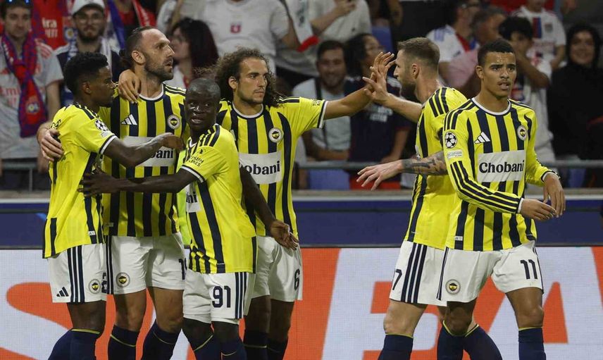 Fenerbahçe rüyasını gerçekleştirdi: 18 yıl sonra Şampiyonlar Ligi'ne geri döndü
