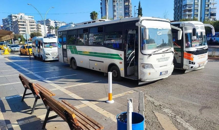 Adana'da toplu taşımada yeni tarife: dolmuş ve özel otobüs ücretleri yükseldi