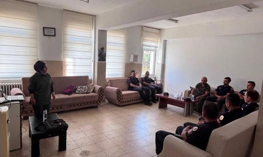 Ekipler sahaya hazırlanıyor: Bilecik'te jandarmaya av koruma ve biyokaçakçılık eğitimi