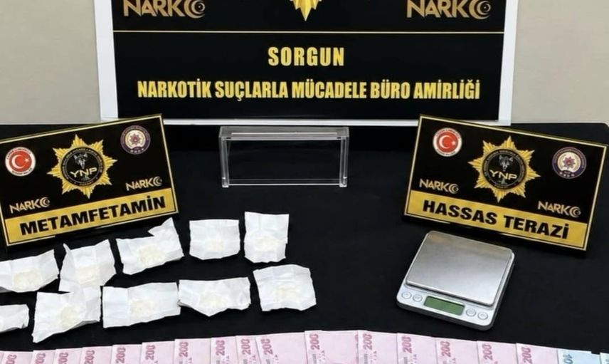 Sorgun'da iş yerinde metamfetamin ve nakit ele geçirildi, şüpheli tutuklandı