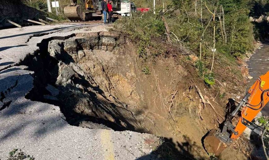 Kocaeli’de sel yaralarını sarmak için 800 kişilik ekip ve 345 araç sahada