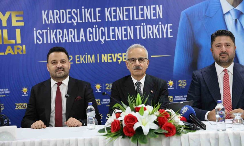 Uraloğlu: terörsüz Türkiye süreci yatırımlara ve turizme ivme kazandıracak