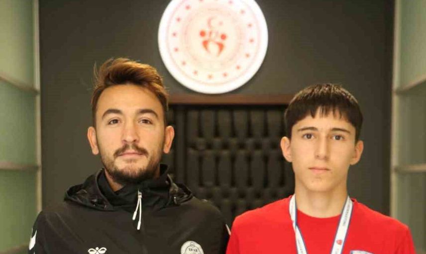 Kayseri'nin Erva'sından milli kadroya yükselen genç isim Berat Özdemir