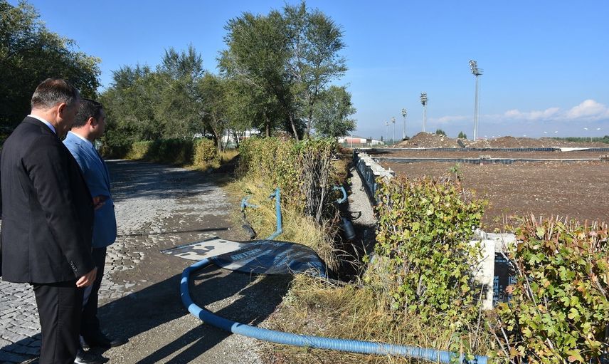 Erzurum'da spor tesisleri dört cephede hızla yükseliyor