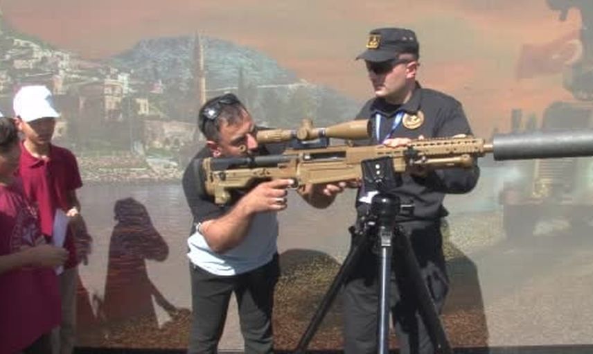 Teknofest Güneydoğu'da kararlı duruş: 'siyah giyen adamlar' ilgi odağı oldu