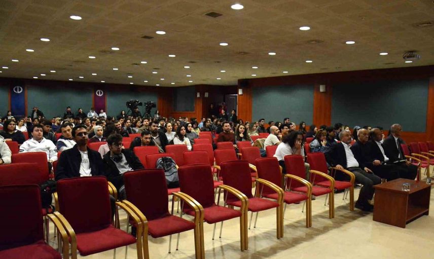 Anadolu Üniversitesi'nde İŞKUR gençlik kurası tamamlandı