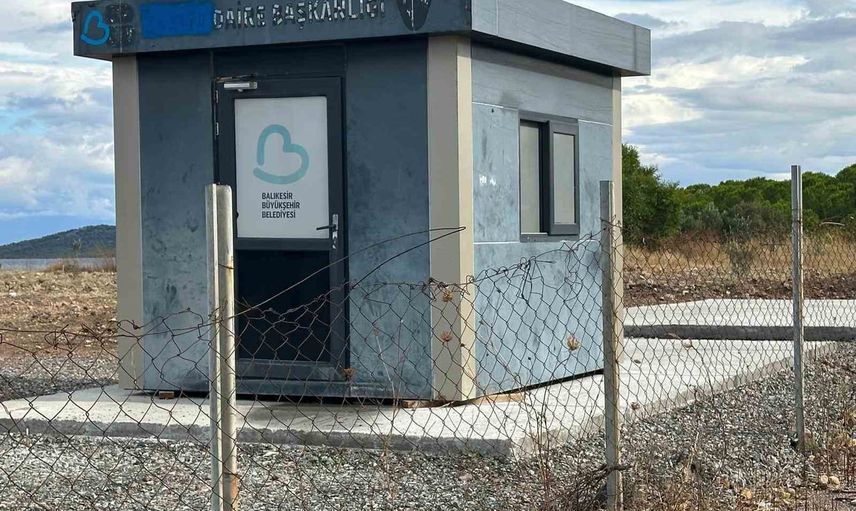 Ayvalık ulaşımında estetik ve altyapı atağı: köprü yenileniyor, Cunda'ya arıtma tesisi hazırlanıyor