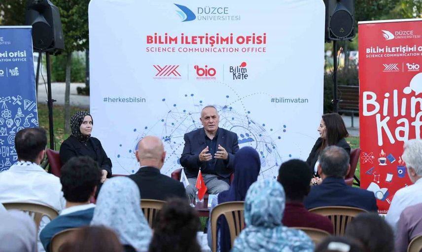 Gazze'de eğitimle yeniden kurulan yarınlar konuşuldu
