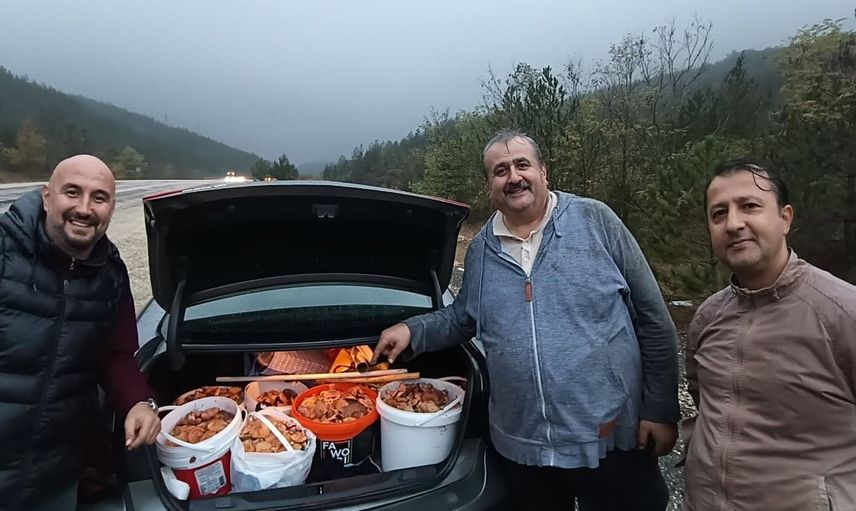 Melki bereketi erkenden başladı: Tavşanlılılar Orhaneli dağlarında sezona girdi