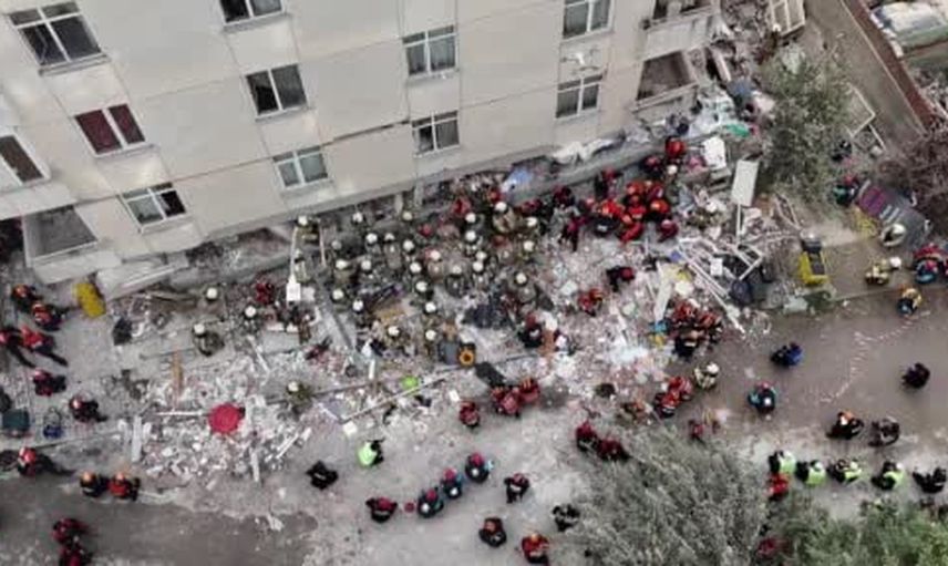Maltepe'de bina çökmesi: enkaz altında 7 kişi olduğu değerlendiriliyor