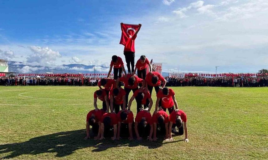 Bozdoğan’da cumhuriyet 103 yaşında: gençlik, şiir ve birlik görüntüsü