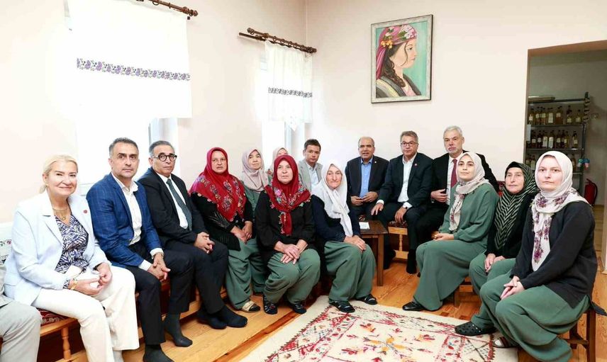 Başkan Aydın'dan üretici kadınlara yerinde destek ve çözüm taahhüdü