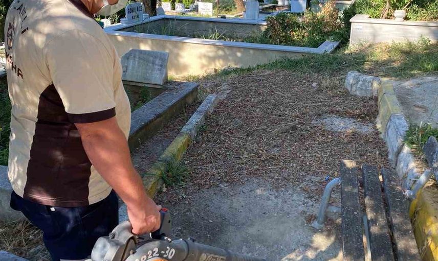 Kocaeli mezarlıklarında periyodik bakım ve şehitliklere özel özen