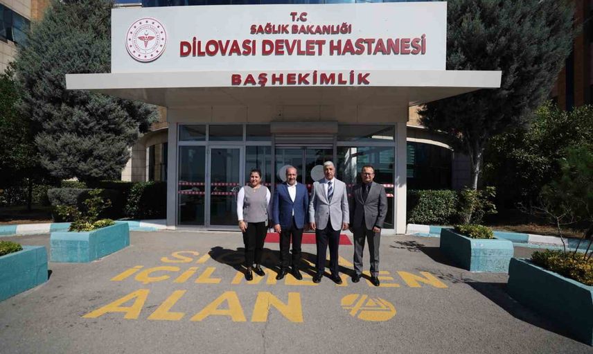 Sağlığa yatırım: belediye Dilovası Devlet Hastanesine renkli ultrason cihazı bağışladı