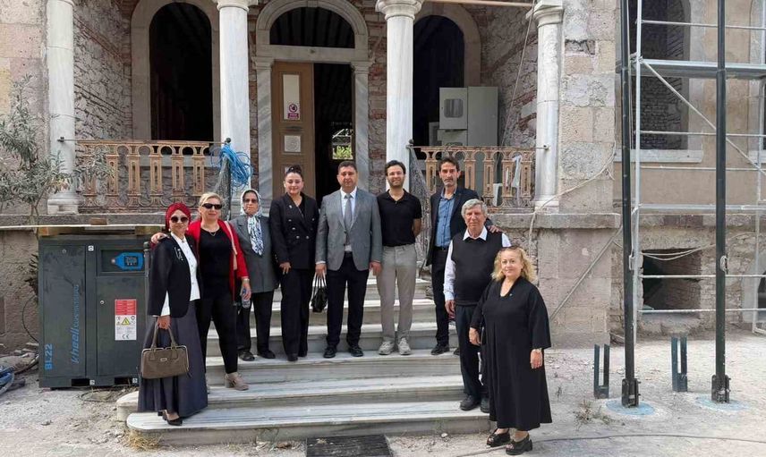 MHP Bandırma teşkilatı tarihi sağlık fakültesi binasındaki restorasyonu yerinde inceledi