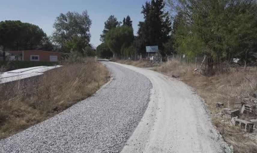 Köprübaşı’nda tarıma ve su hattına erişimi kolaylaştıran 2,5 kilometre yol yenilendi