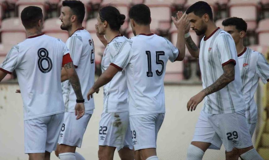 Hazırlık kampını yenilgisiz bitiren Elazığspor son provada 2-1 kazandı