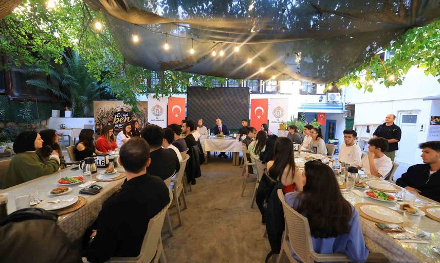 Gençliğe zemin hazırlayan buluşma: Muğla'da 'Gelin Tanış Olalım' buluşması