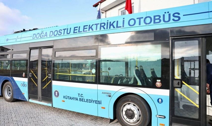 Kütahya'dan COP31'e araç desteği: elektrikli otobüsler Antalya'ya gönderildi