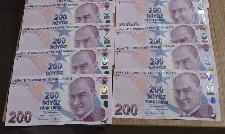 Samsun'da kahvehanede kumar denetimi: 3 kişiye 34 bin 812 lira ceza, 5 bin 100 lira el kondu