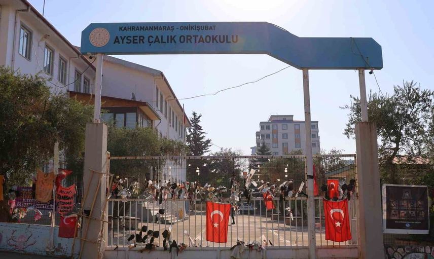 Okullar hayatını kaybeden öğrencilerin isimleriyle anılıyor
