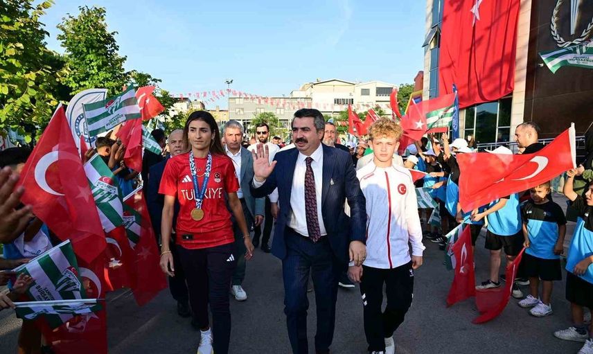 yaz spor okulları 16 branşta 36 bin 818 çocuğu spora kazandırdı