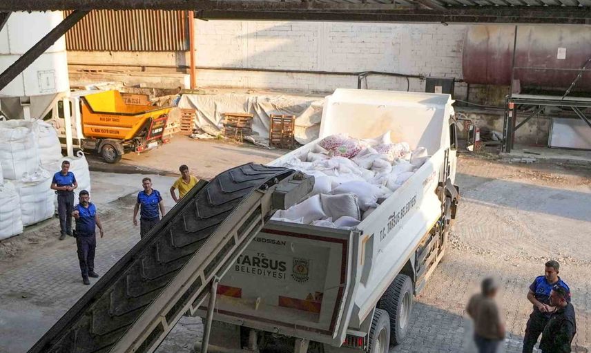 Gıda denetiminde ortaya çıktı: Tarsus'ta 30 ton bozulmuş un imha edildi