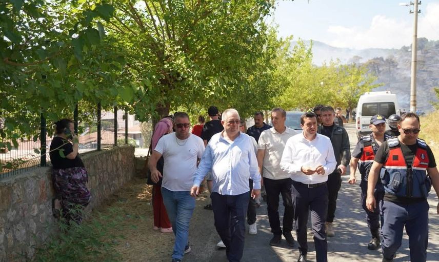 Başkan Ertaş: Kadıköy Şıpşıp Dede'deki yangın ekiplerin özverisiyle kontrol altına alındı
