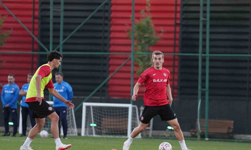 Çorum FK, Samsunspor deplasmanına taktik ve tempo çalışmalarıyla hazırlanıyor