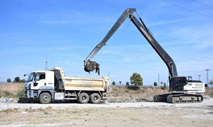 Kış öncesi Manisa'da dereler temizleniyor: hedef 400 kilometre