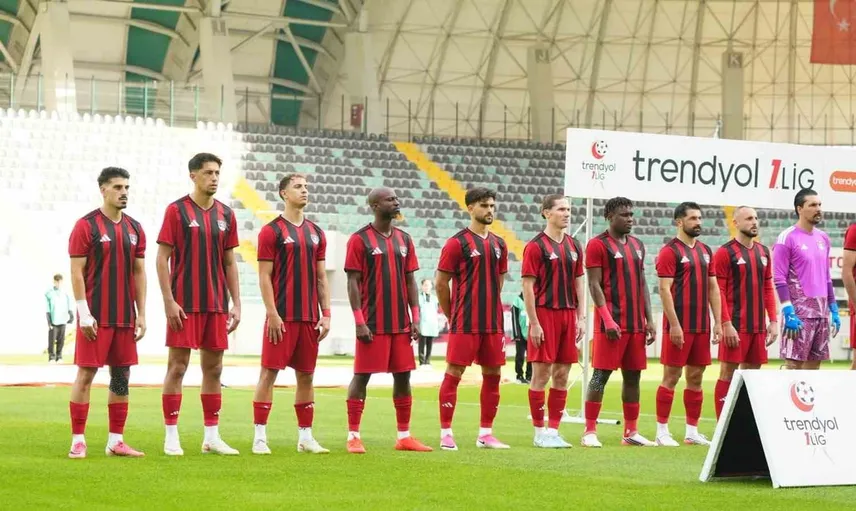 Ümraniyespor'dan Akhisar'da etkili galibiyet: Vanspor 0-2