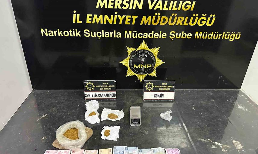 Mersin'de torbacı operasyonunda çok sayıda sentetik ecza ve üç tutuklama