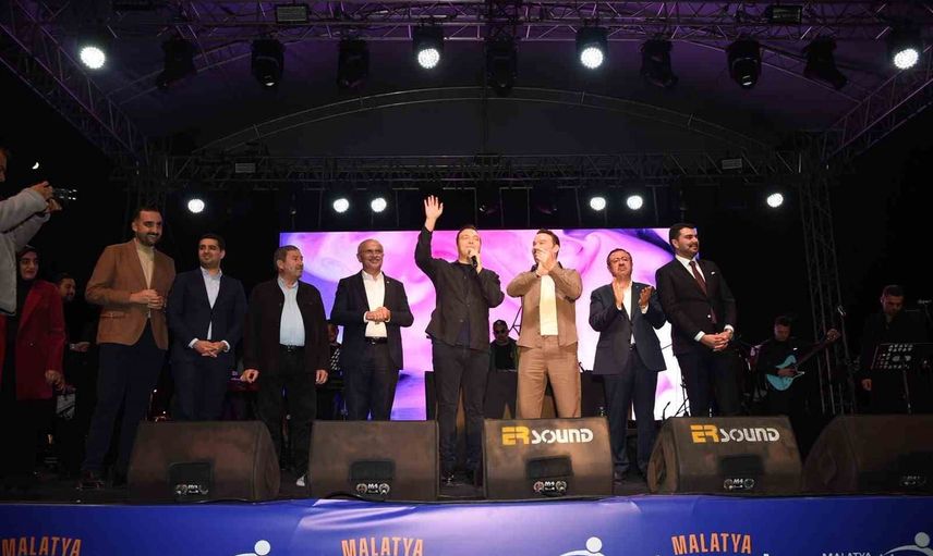 Gençlerle şekillenen Malatya: yaraları sararken geleceğe yatırım