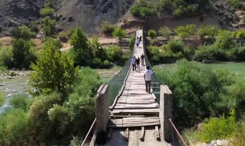Dicle'de mahalle halkı doğaya sahip çıktı: hareketlilik haftasında temizlik ve yürüyüş