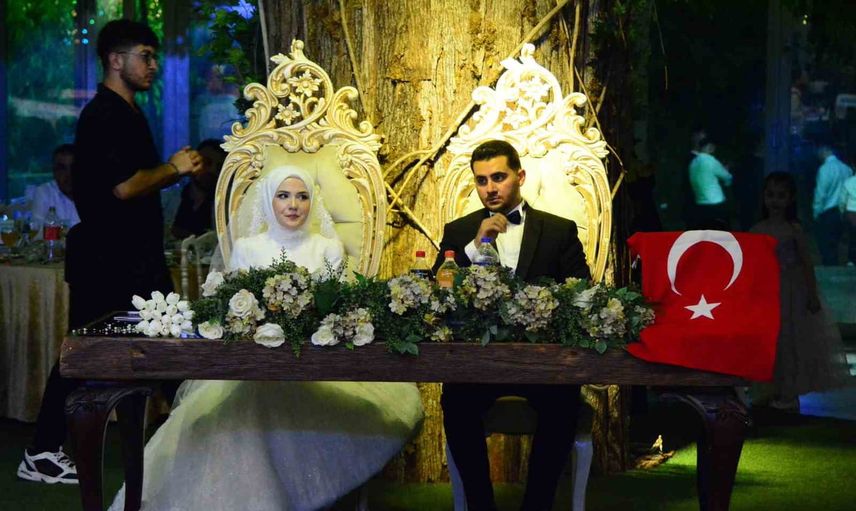 İçişleri bakanı Çiftçi, AK Parti Çorum il başkanının oğlunun nikah şahidi oldu